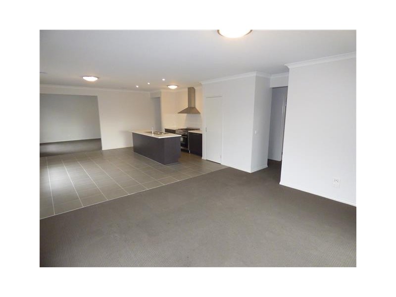 36 Hargrave Avenue, Point Cook VIC 3030