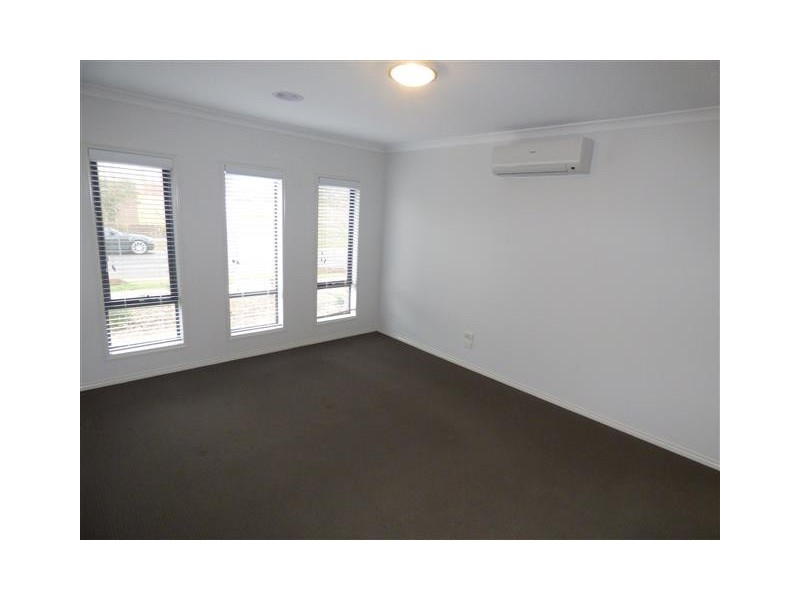 36 Hargrave Avenue, Point Cook VIC 3030