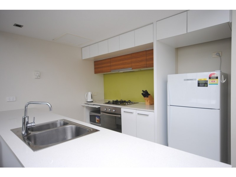 2508A/100 Harbour Esplanade, Docklands VIC 3008