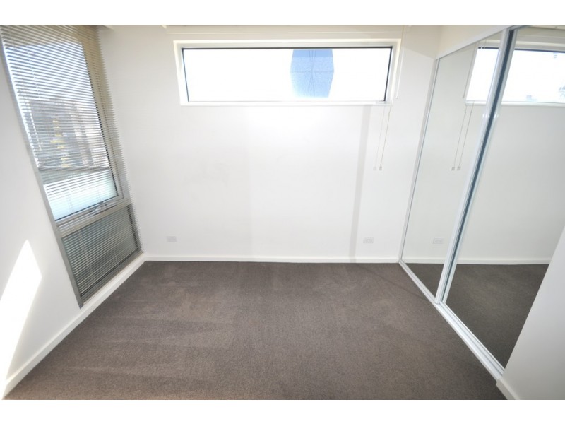 REF 23237/58 Jeffcott Street, West Melbourne VIC 3003