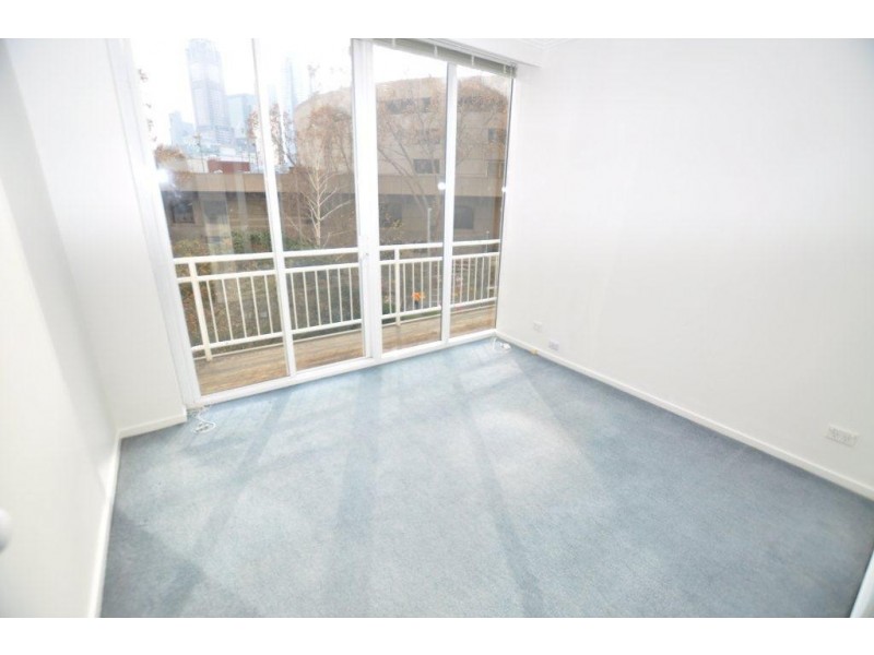 REF 23238/28 Southgate Avenue, Southbank VIC 3006