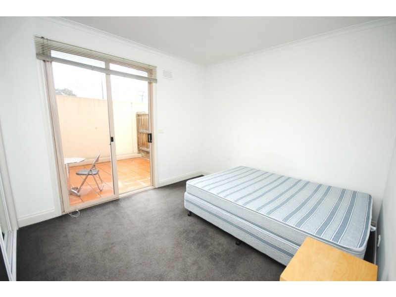 REF 23241/77 Dodds Street, Southbank VIC 3006