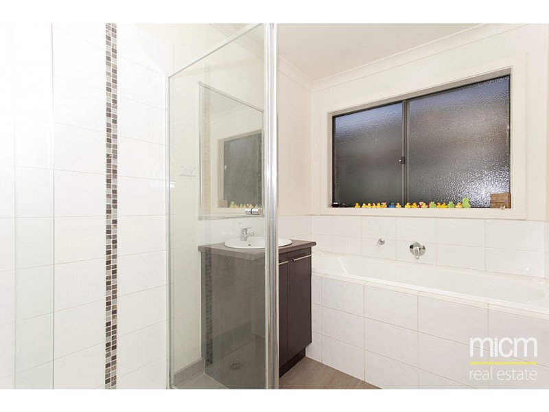 19 Butler Grove, Wyndham Vale VIC 3024