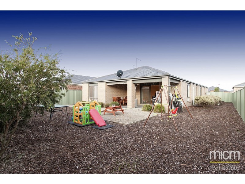 19 Butler Grove, Wyndham Vale VIC 3024