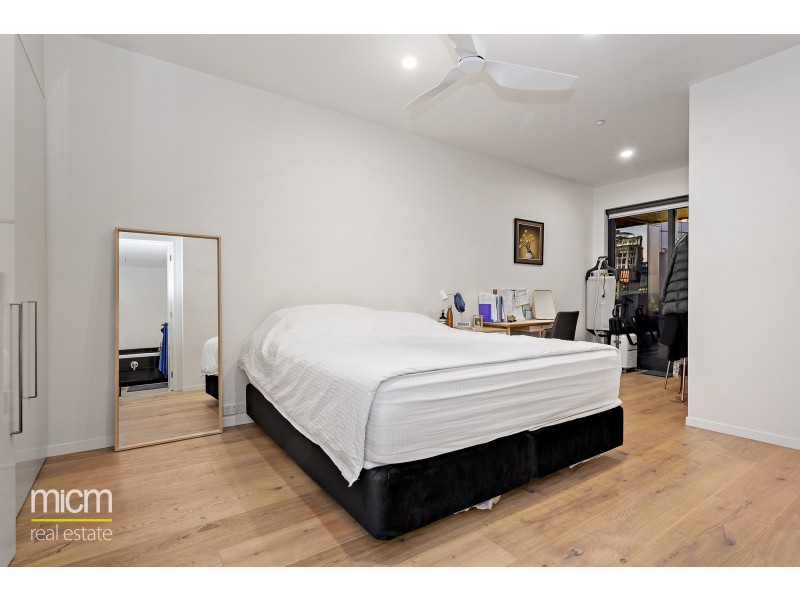 1808/7 Riverside Quay, Southbank VIC 3006