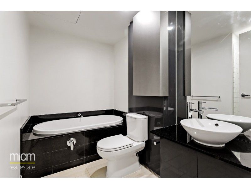 1808/7 Riverside Quay, Southbank VIC 3006