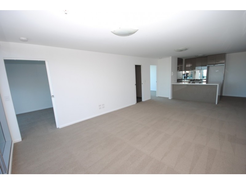 REF 23267/241 City Road, Southbank VIC 3006