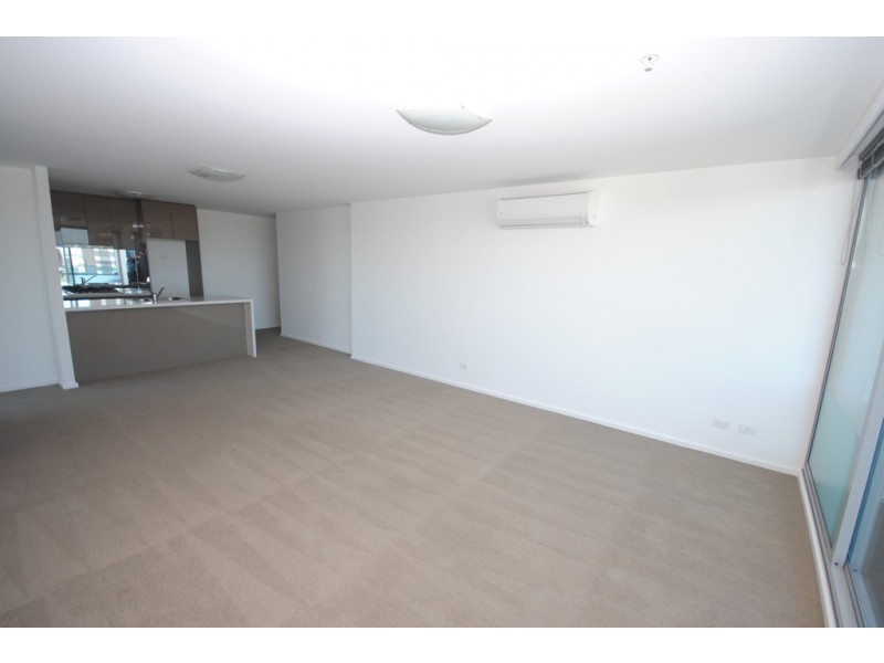 REF 23267/241 City Road, Southbank VIC 3006