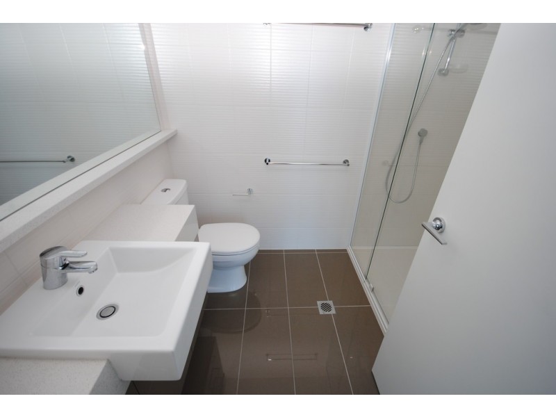 REF 23267/241 City Road, Southbank VIC 3006