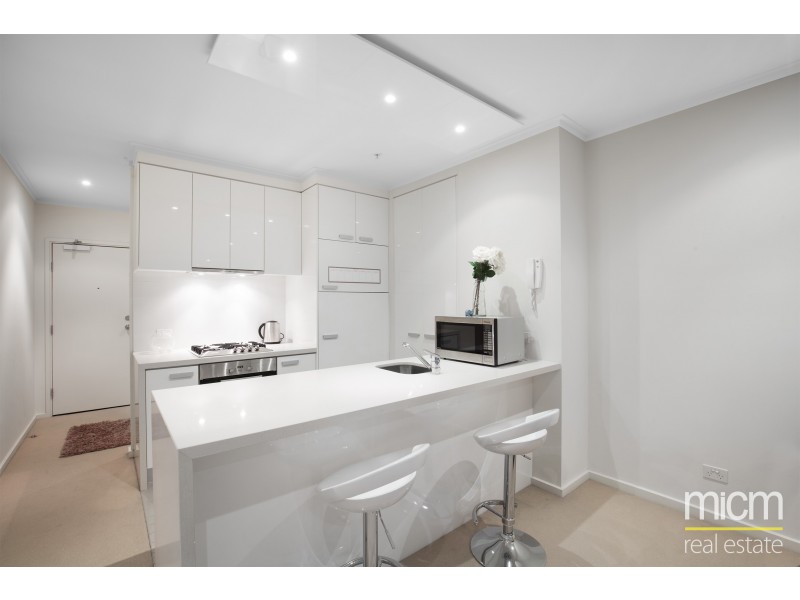 2206/63 Whiteman Street, Southbank VIC 3006