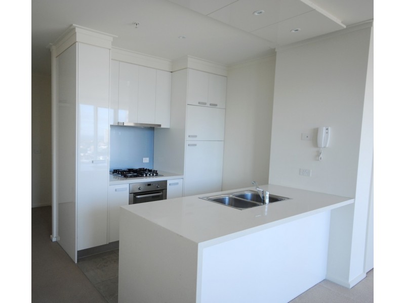 REF 23268/180 City Road, Southbank VIC 3006