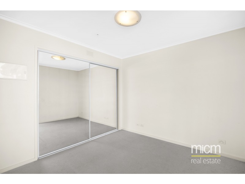 2408/63 Whiteman Street, Southbank VIC 3006