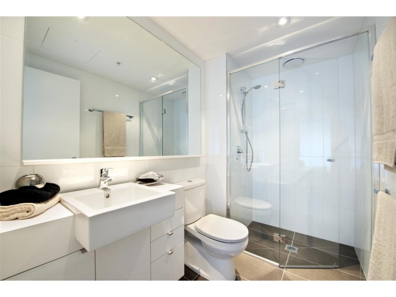 REF 23269/53 Batman Street, West Melbourne VIC 3003