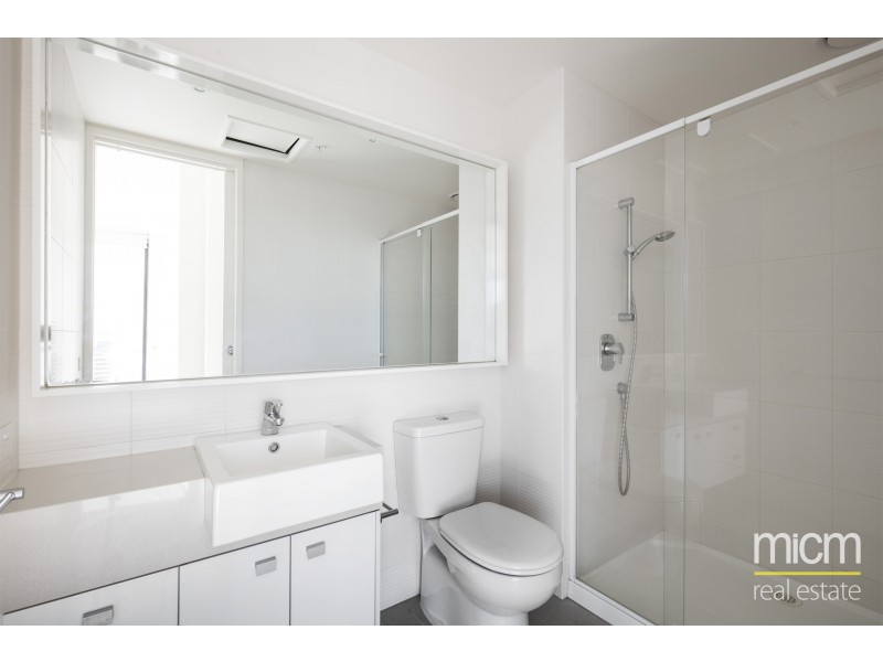 2101/63 Whiteman Street, Southbank VIC 3006