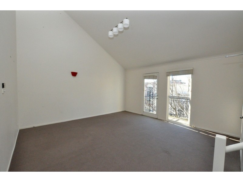 REF 43051/112 Dodds Street, South Melbourne VIC 3205