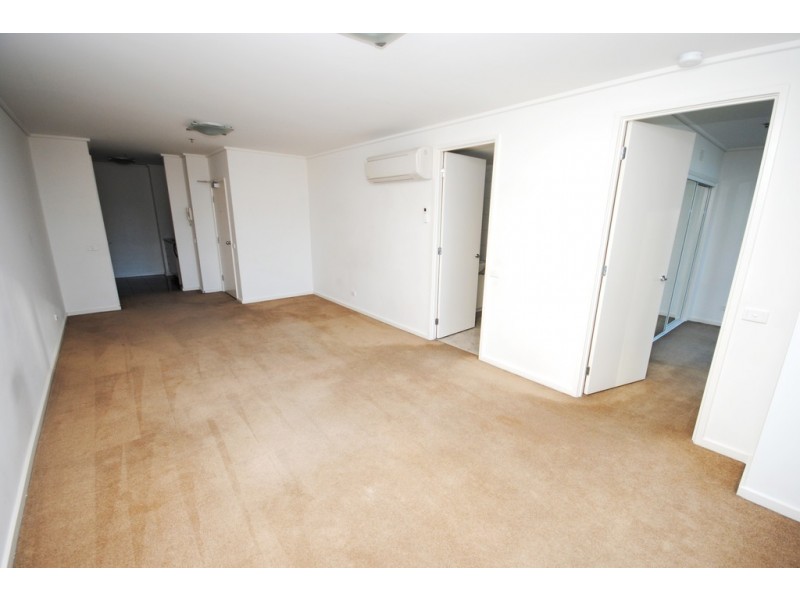 REF 23276/183 City Road, Southbank VIC 3006