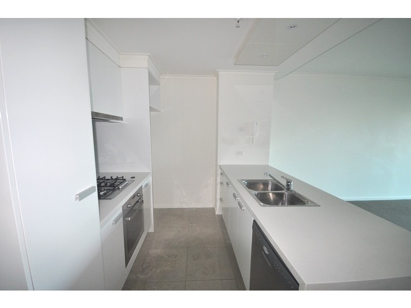 REF 23277/180 City Road, Southbank VIC 3006