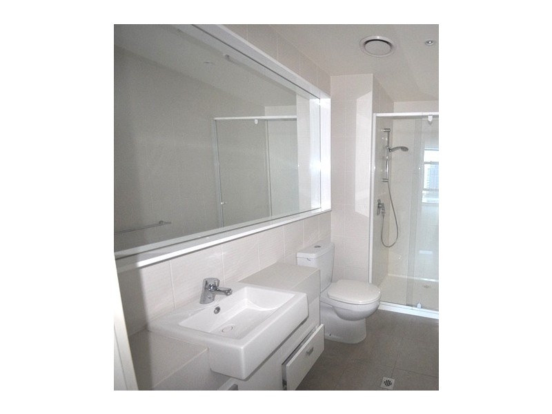 REF 23277/180 City Road, Southbank VIC 3006