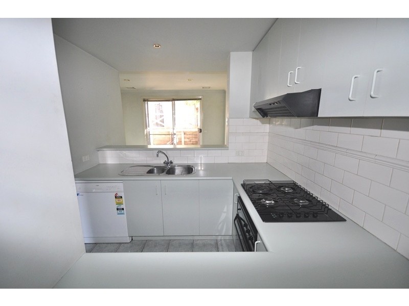 99 Field Street, Clifton Hill VIC 3068