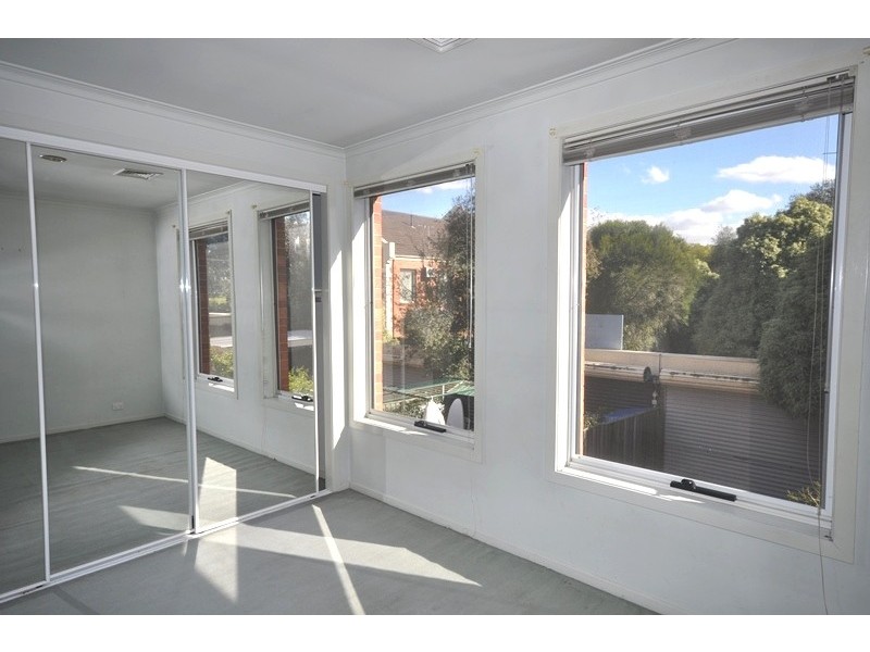 99 Field Street, Clifton Hill VIC 3068