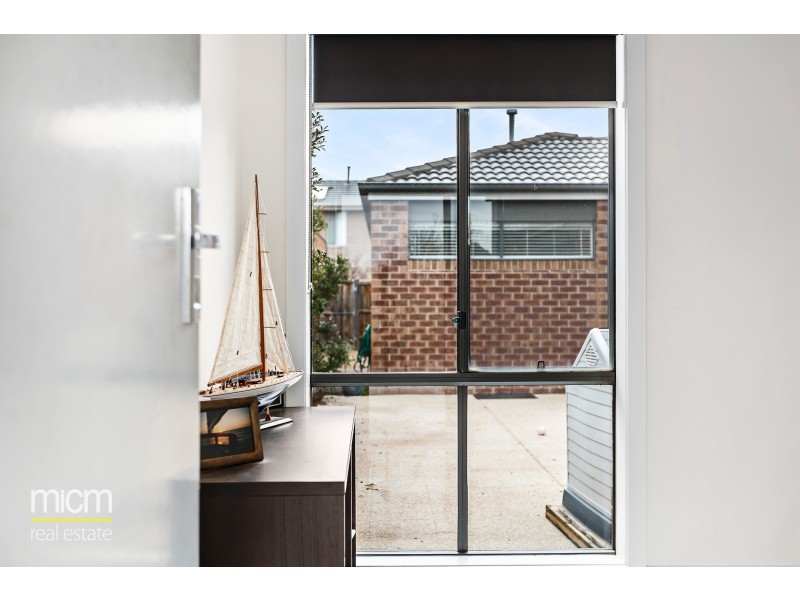 11 Foxall Walk, Point Cook VIC 3030
