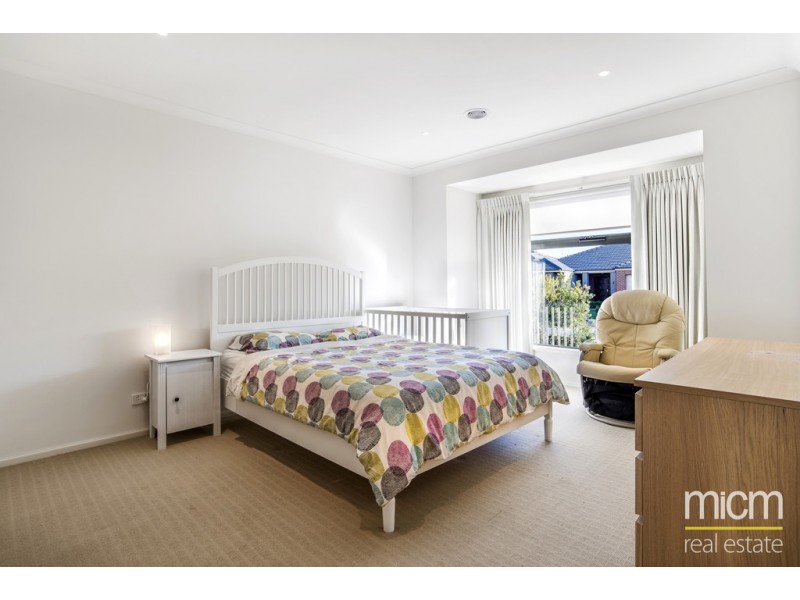 6 Santorini Crescent, Point Cook VIC 3030