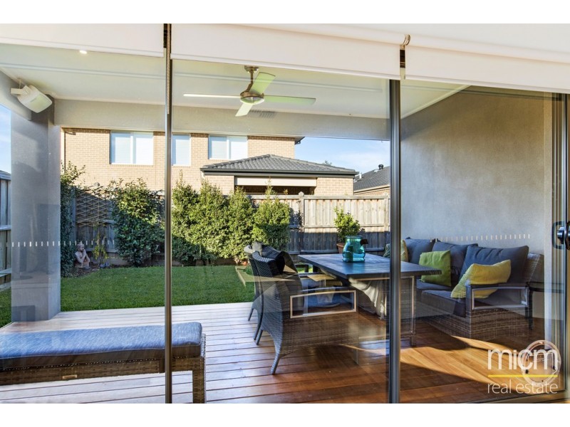 6 Santorini Crescent, Point Cook VIC 3030