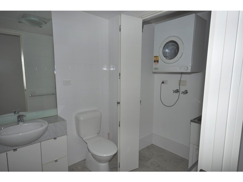 REF 23289/183 City Road, Southbank VIC 3006