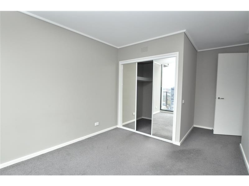 REF 23292/173 City Road, Southbank VIC 3006