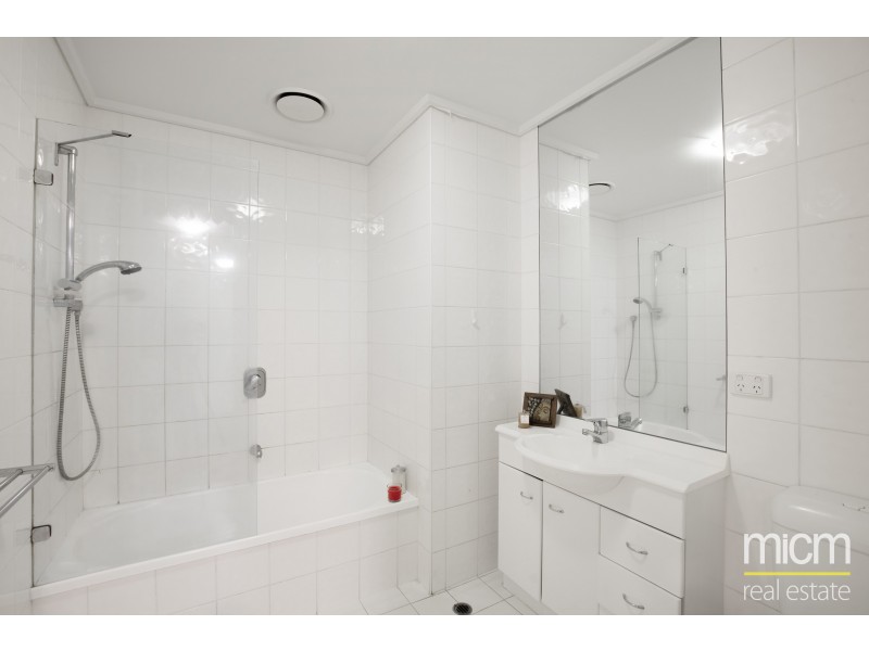 22/99 Whiteman Street, Southbank VIC 3006