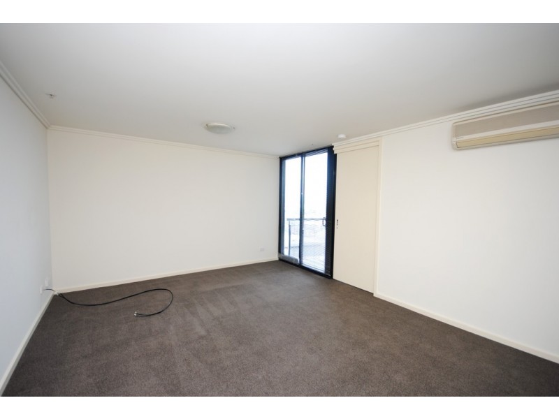 REF 23294/22 Kavanagh Street, Southbank VIC 3006