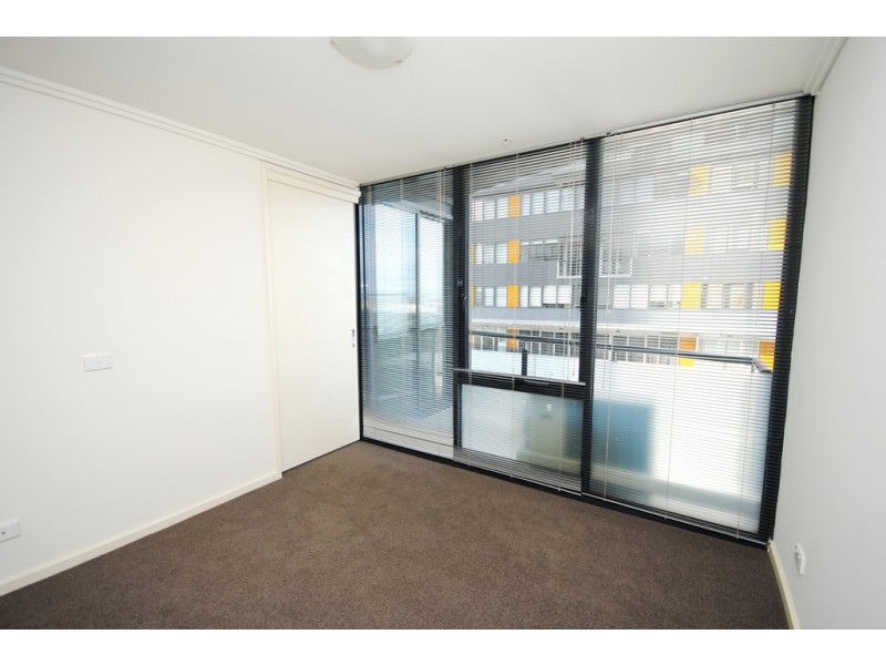 REF 23294/22 Kavanagh Street, Southbank VIC 3006