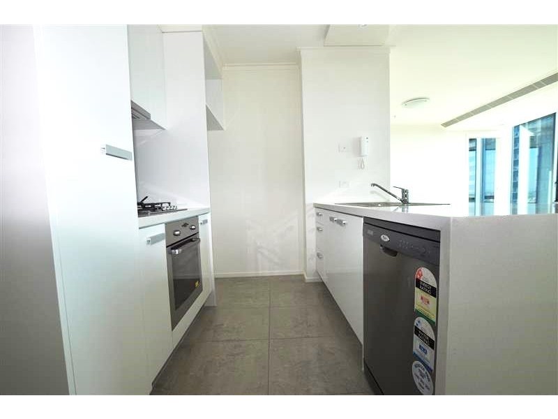 REF 23296/180 City Road, Southbank VIC 3006