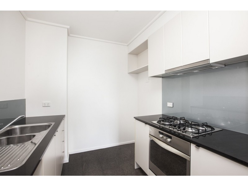 REF 23297/173 City Road, Southbank VIC 3006