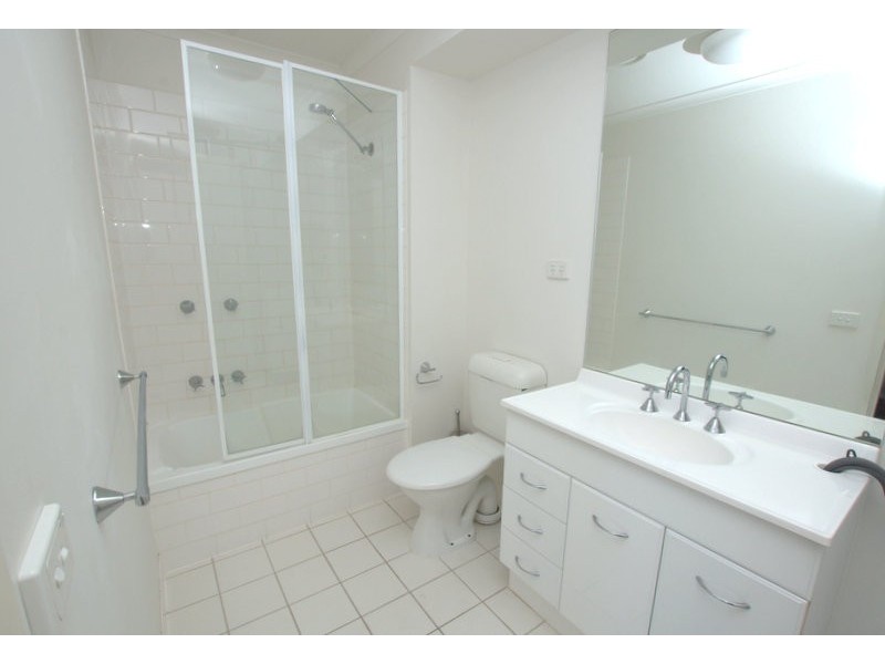 REF 23302/88 Southbank Boulevard, Southbank VIC 3006