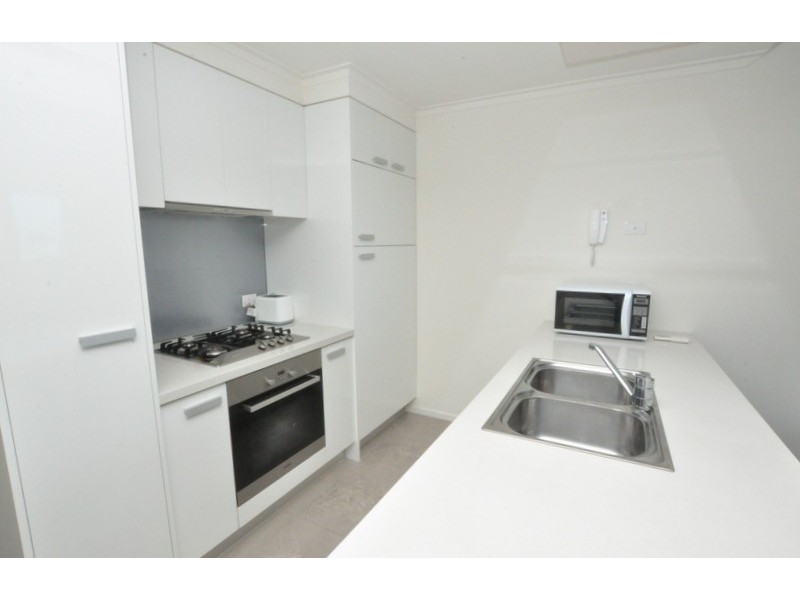 REF 23303/180 City Road, Southbank VIC 3006