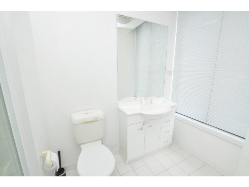 REF 23307/148 Wells Street, South Melbourne VIC 3205