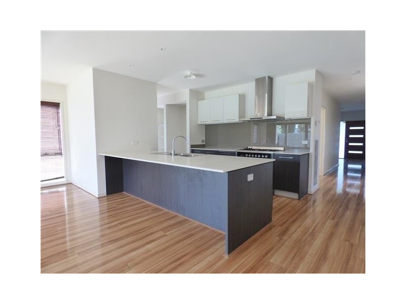 50 Alamanda Boulevard, Point Cook VIC 3030