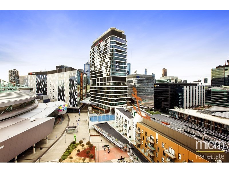 1615/100 Harbour Esplanade, Docklands VIC 3008