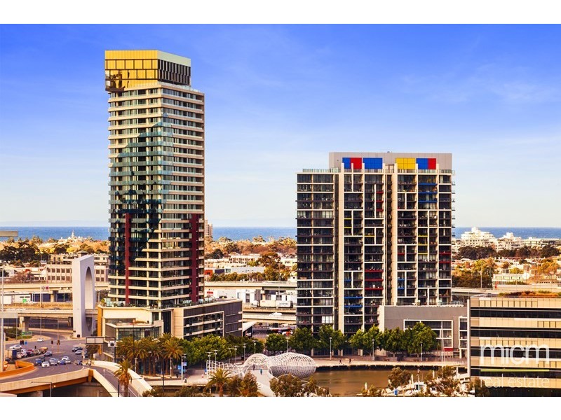 1615/100 Harbour Esplanade, Docklands VIC 3008