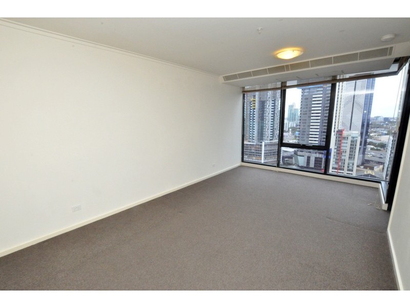 REF 23310/63 Whiteman Street, Southbank VIC 3006