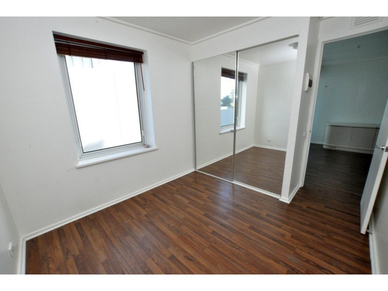 47/83 Whiteman Street, Southbank VIC 3006