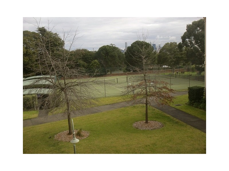 111 Wiltshire Drive, Kew VIC 3101