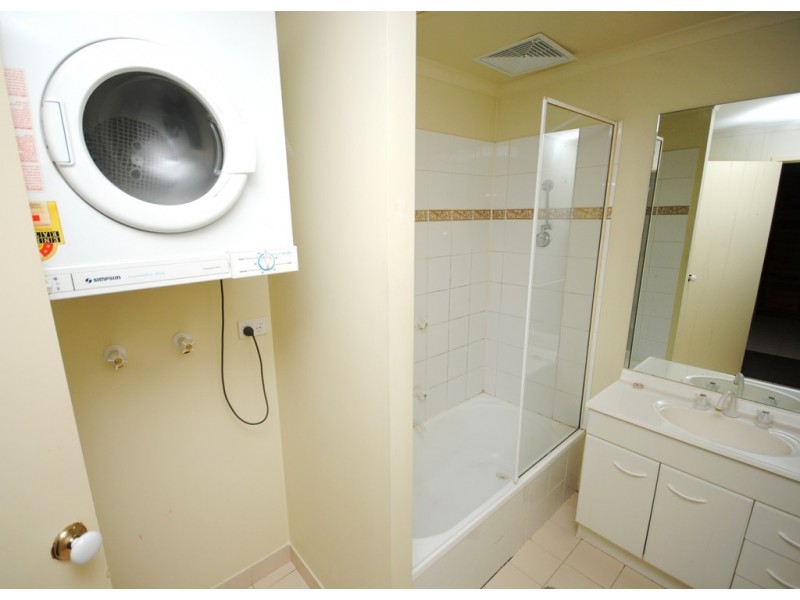 REF 23316/1066 Lygon Street, Carlton VIC 3053