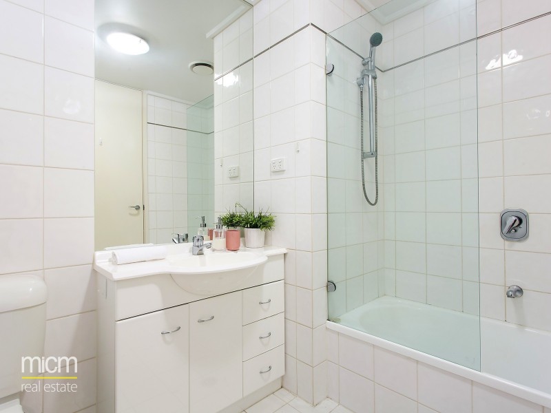 613/28 Bank Street, South Melbourne VIC 3205