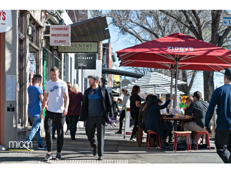 1009/28 Bank Street, South Melbourne VIC 3205