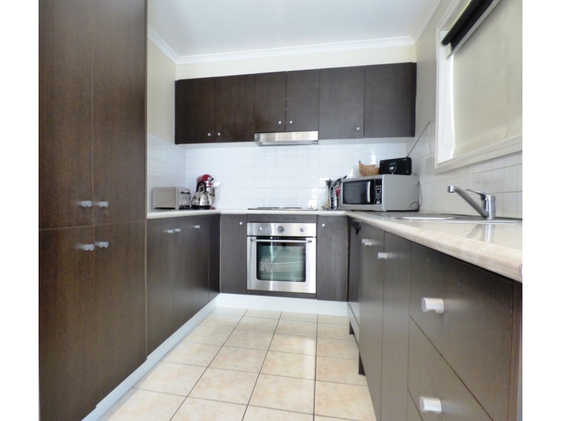 1/23-25 Finch Road, Werribee South VIC 3030