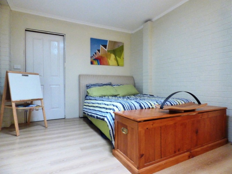 1/23-25 Finch Road, Werribee South VIC 3030