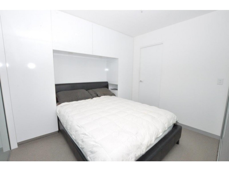 REF 23342/53 Batman Street, West Melbourne VIC 3003