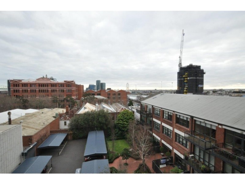 REF 23342/53 Batman Street, West Melbourne VIC 3003